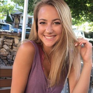 Meet your Posher, Shelby